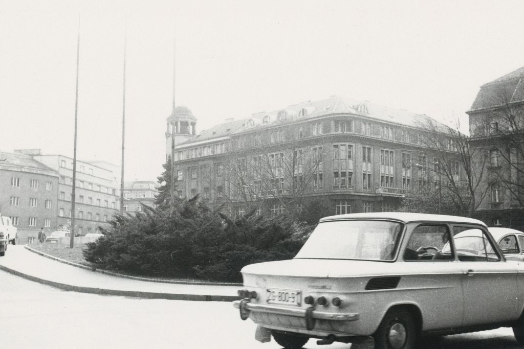 Trg žrtava fašizma, oko 1970. godine